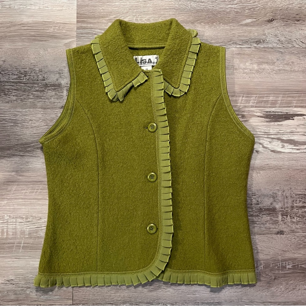 LISA INTERNATIONAL GREEN WOOL VEST